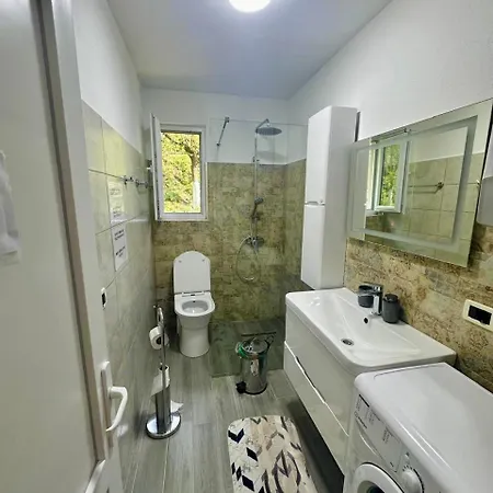 Mountain Oasis * ולבונה