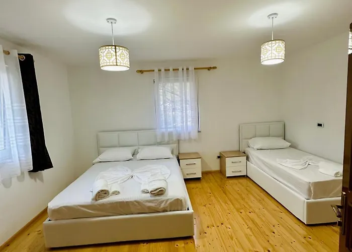 Mountain Oasis בית הארחה ולבונה