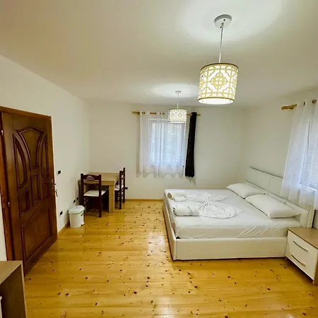 Mountain Oasis * فالبني