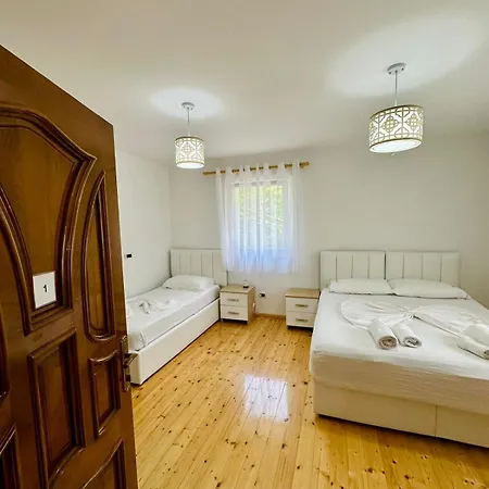 Mountain Oasis بيت ضيافة *